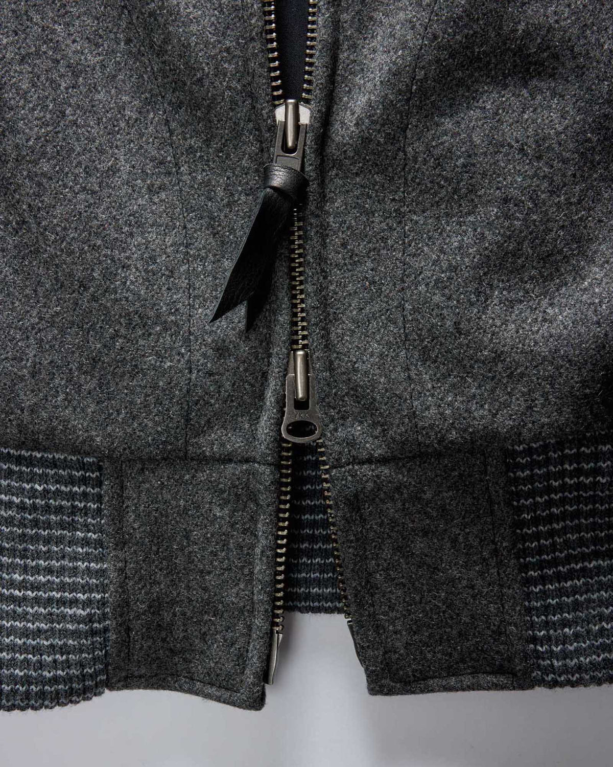 The Golden Bear Bomber in Heather Graphite