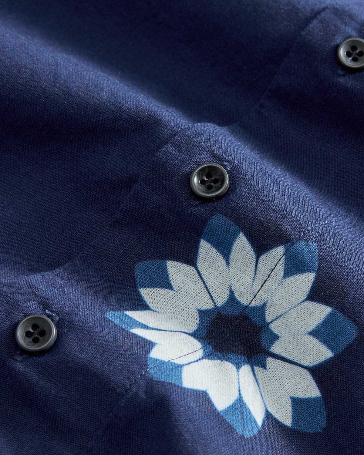 The Davis Shirt in Dark Navy Geo