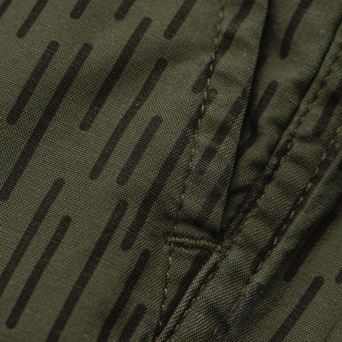 The Après Short in Rain Drop Camo