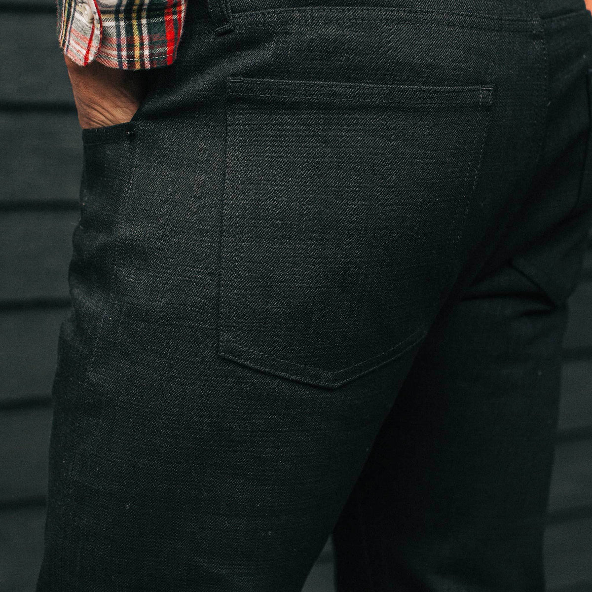 The Slim Jean in Black Selvage