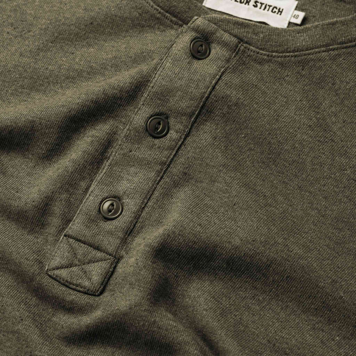 The Heavy Bag Henley in Fatigue Green