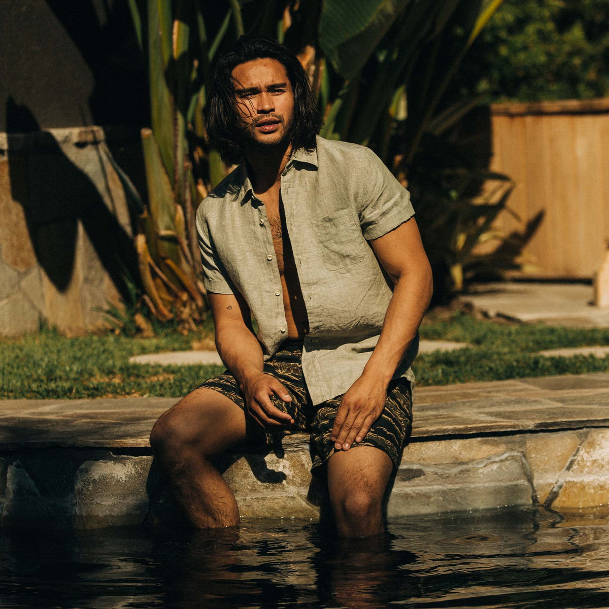 The Short Sleeve California in Army Hemp