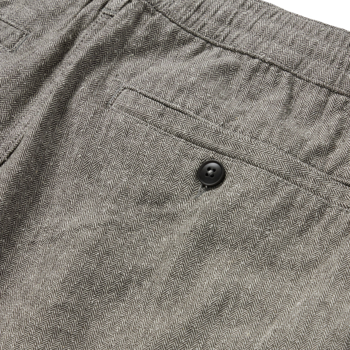 The Easy Short in Charcoal Herringbone