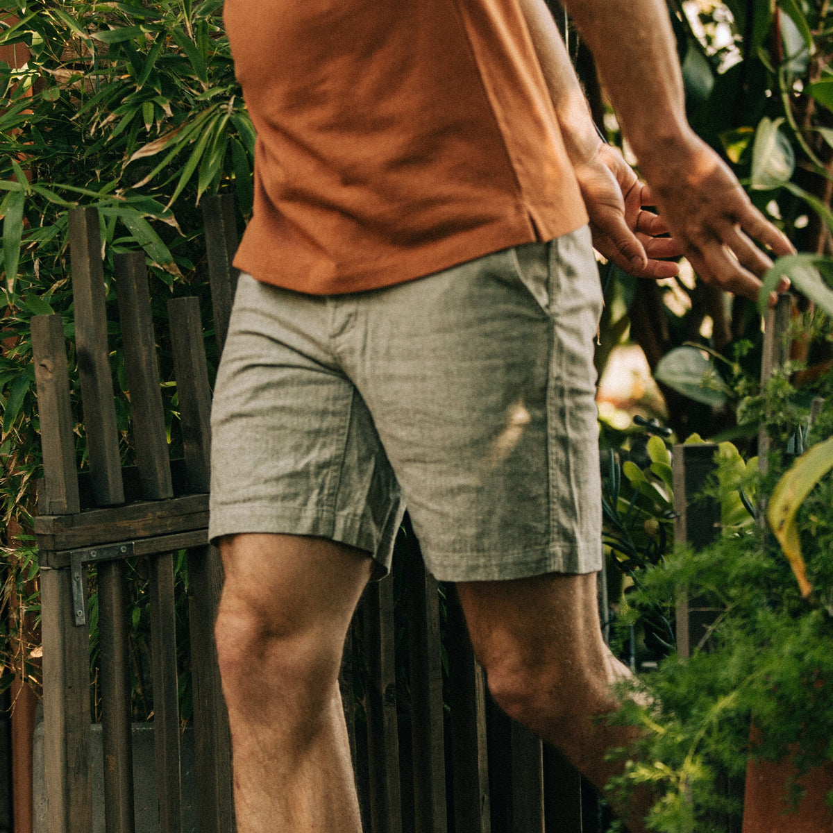 The Easy Short in Olive Herringbone