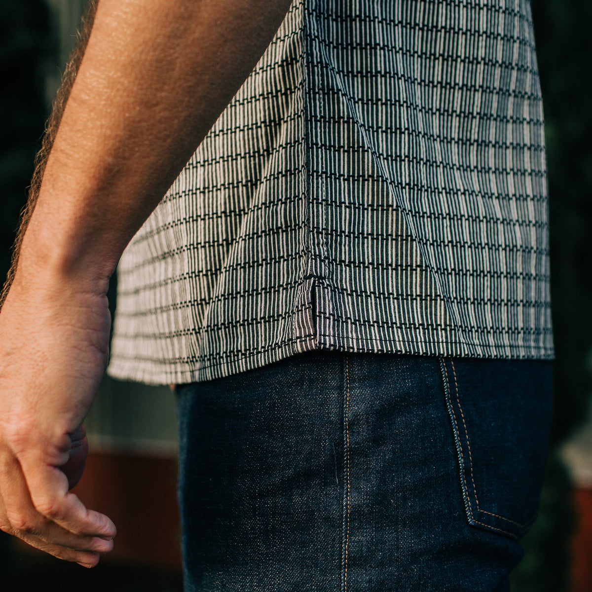 The Short Sleeve Hawthorne in Navy Stripe