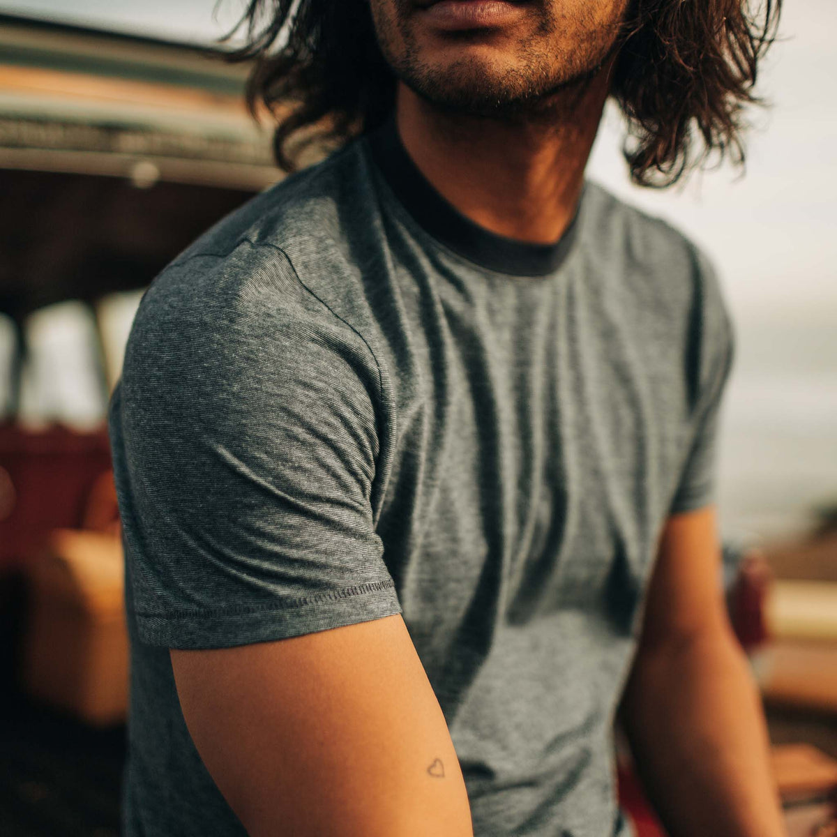 The Cotton Hemp Tee in Slate and Navy Stripe