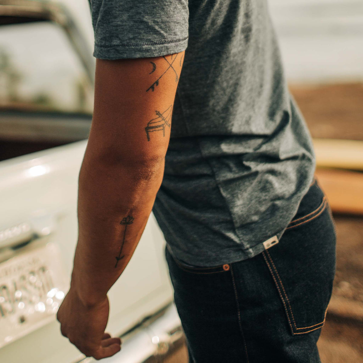 The Cotton Hemp Tee in Slate and Navy Stripe