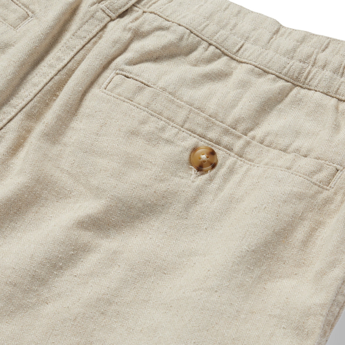 The Easy Short in Natural Herringbone