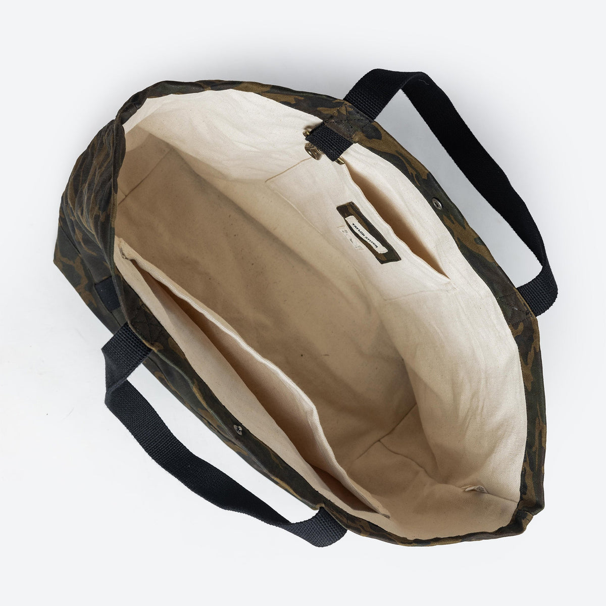 The Market Tote in Camo Boss Duck