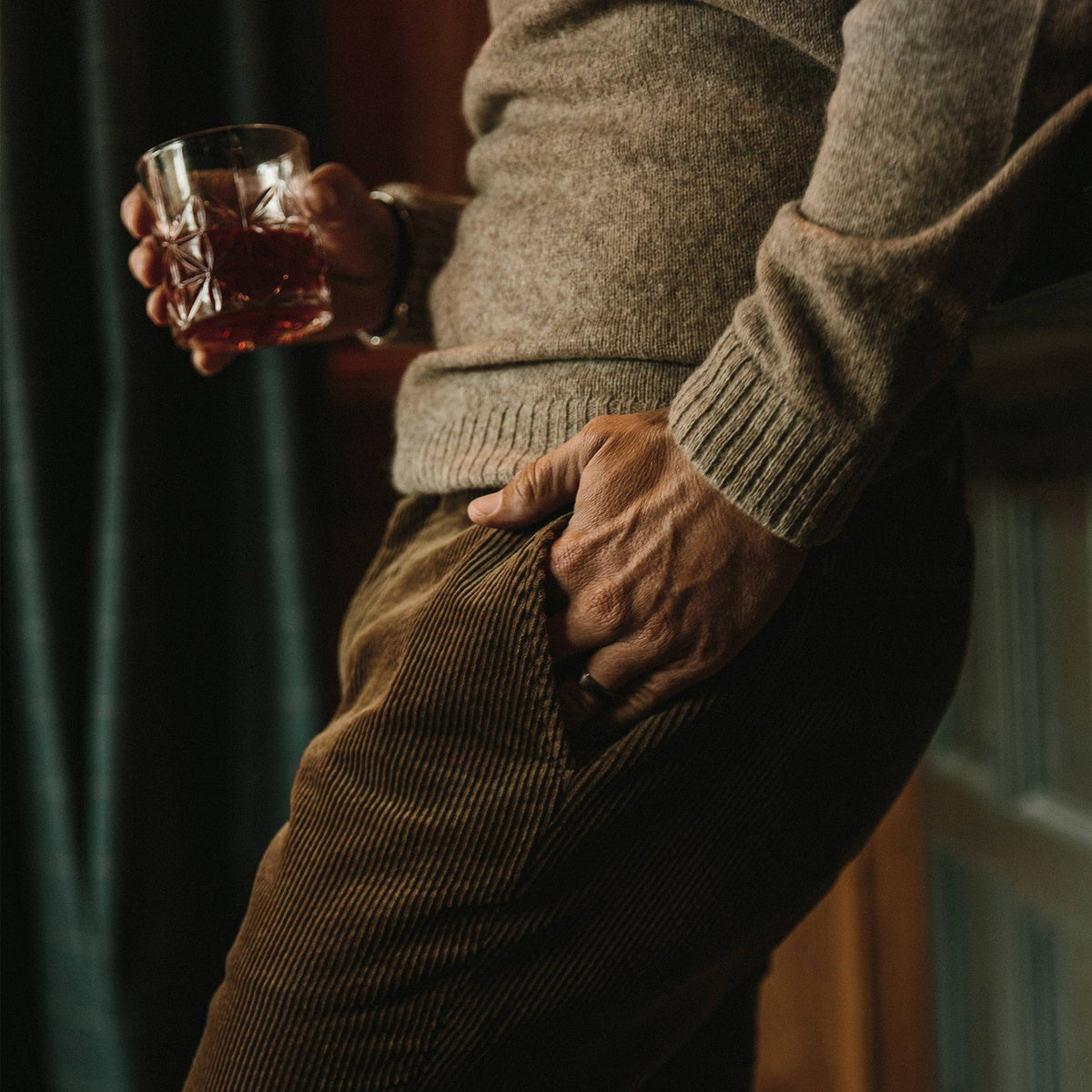 The Lodge Sweater in Heather Oat