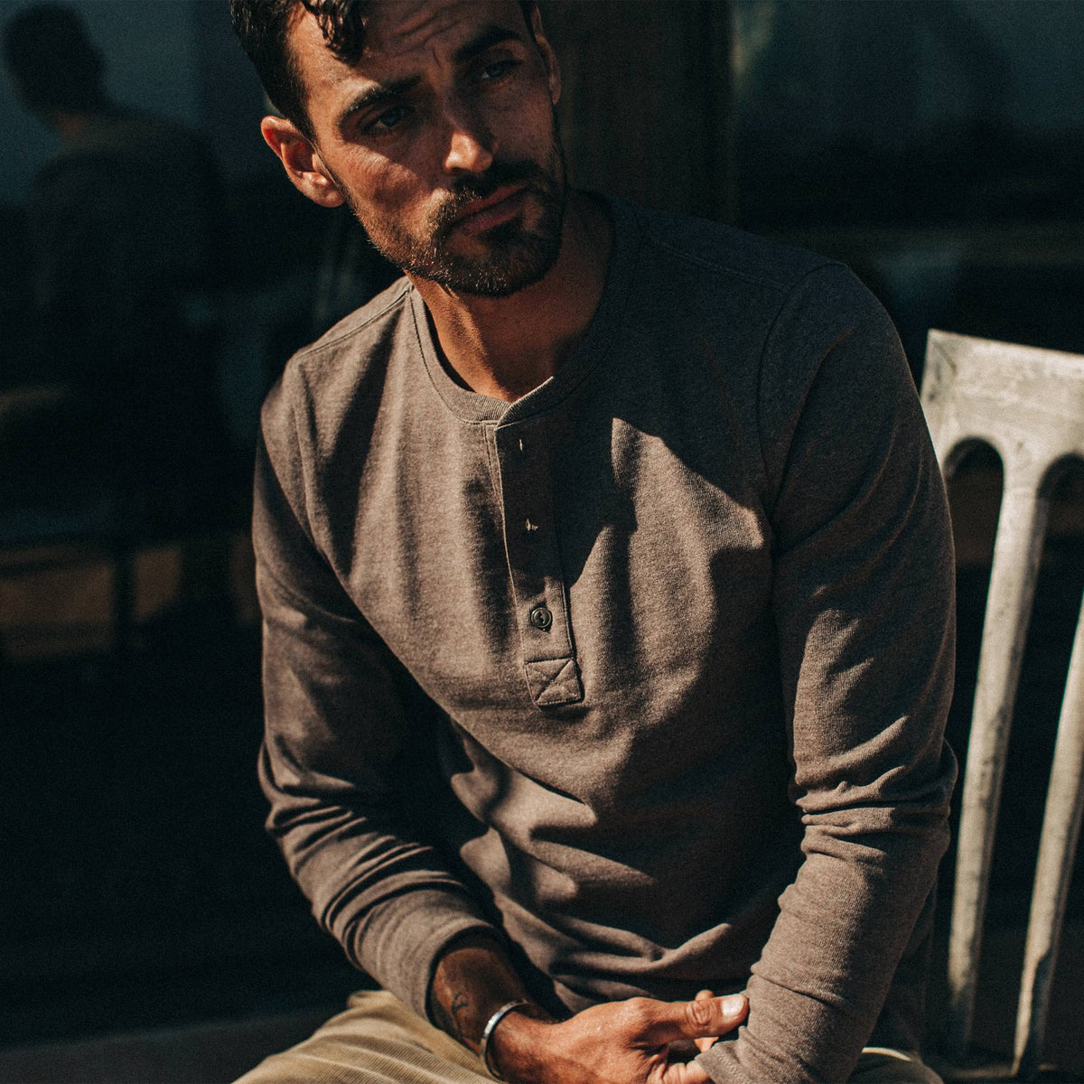 The Heavy Bag Henley in Espresso