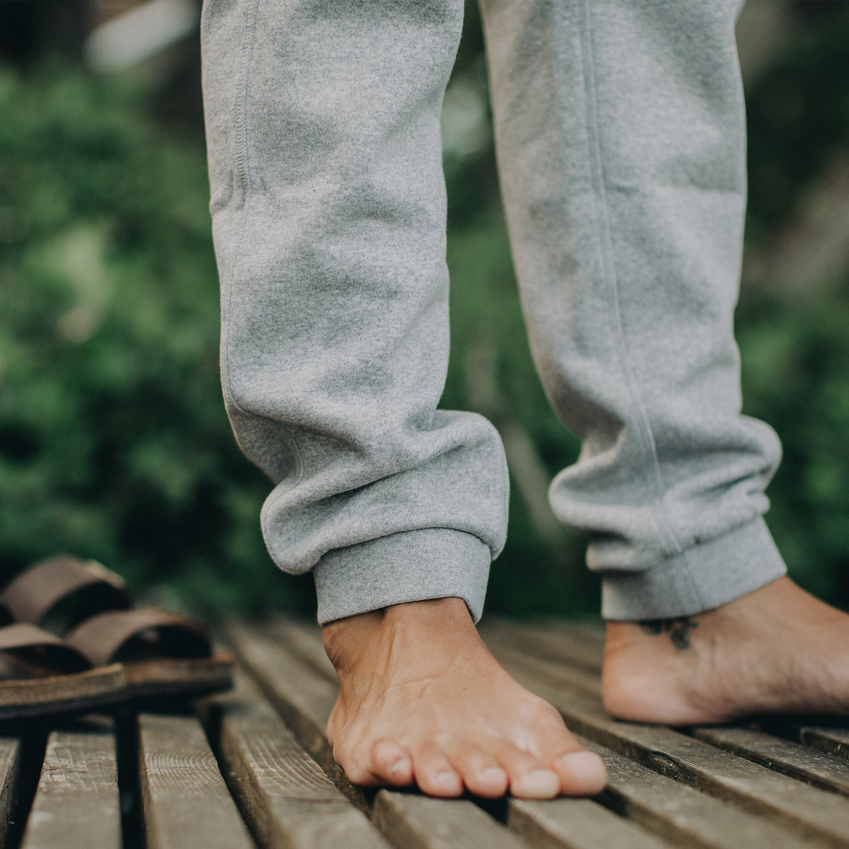 The Heavy Bag Pant in Heather Grey Fleece