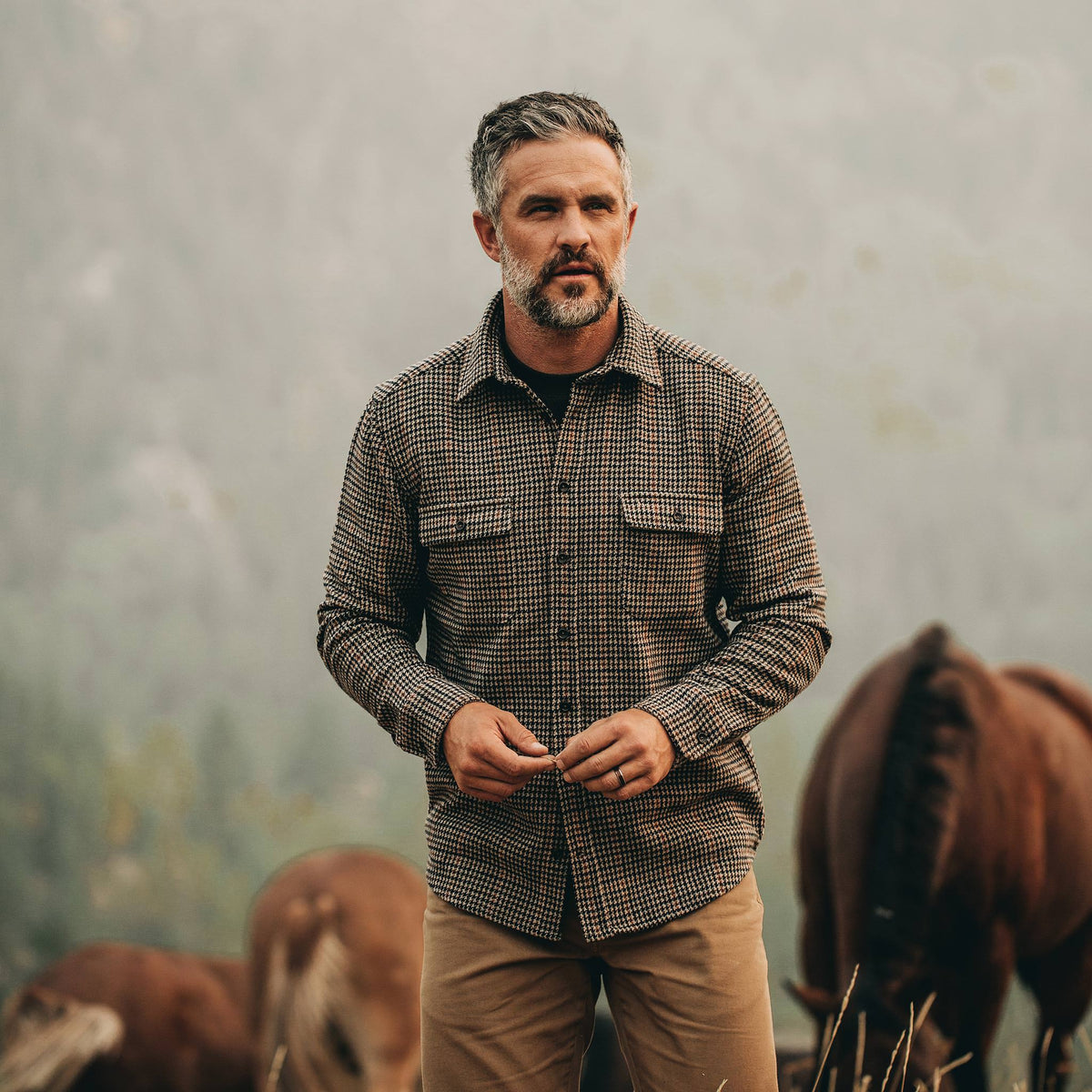 The Leeward Shirt in Houndstooth