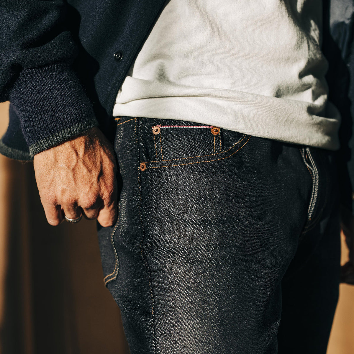 The Democratic Jean in Kuroki Welterweight Slub
