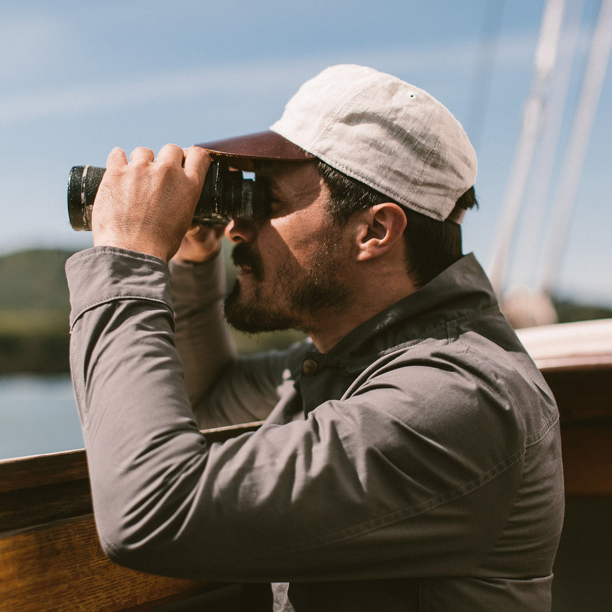 The Sun Cap in Natural Linen
