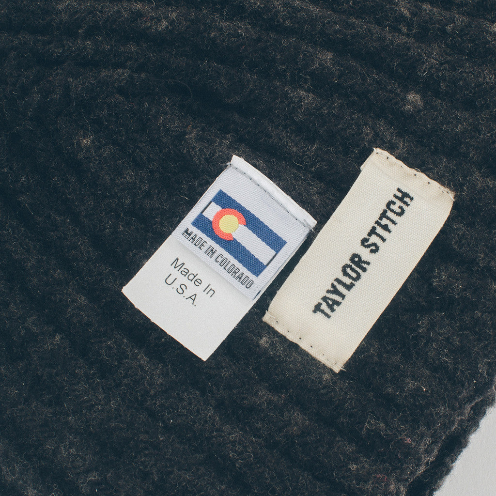 The Merino Wool Beanie in Charcoal