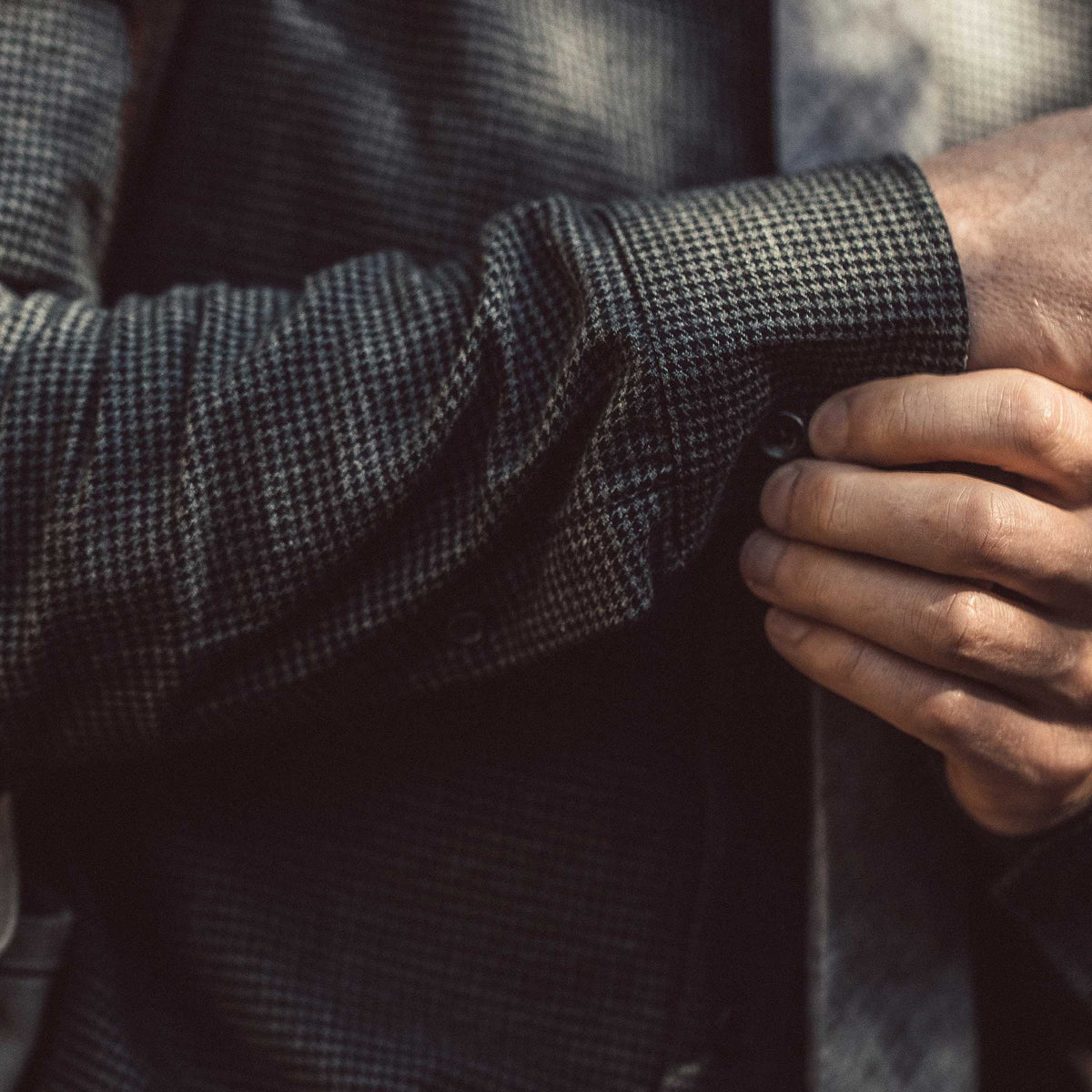 The Hyde in Charcoal Brushed Houndstooth