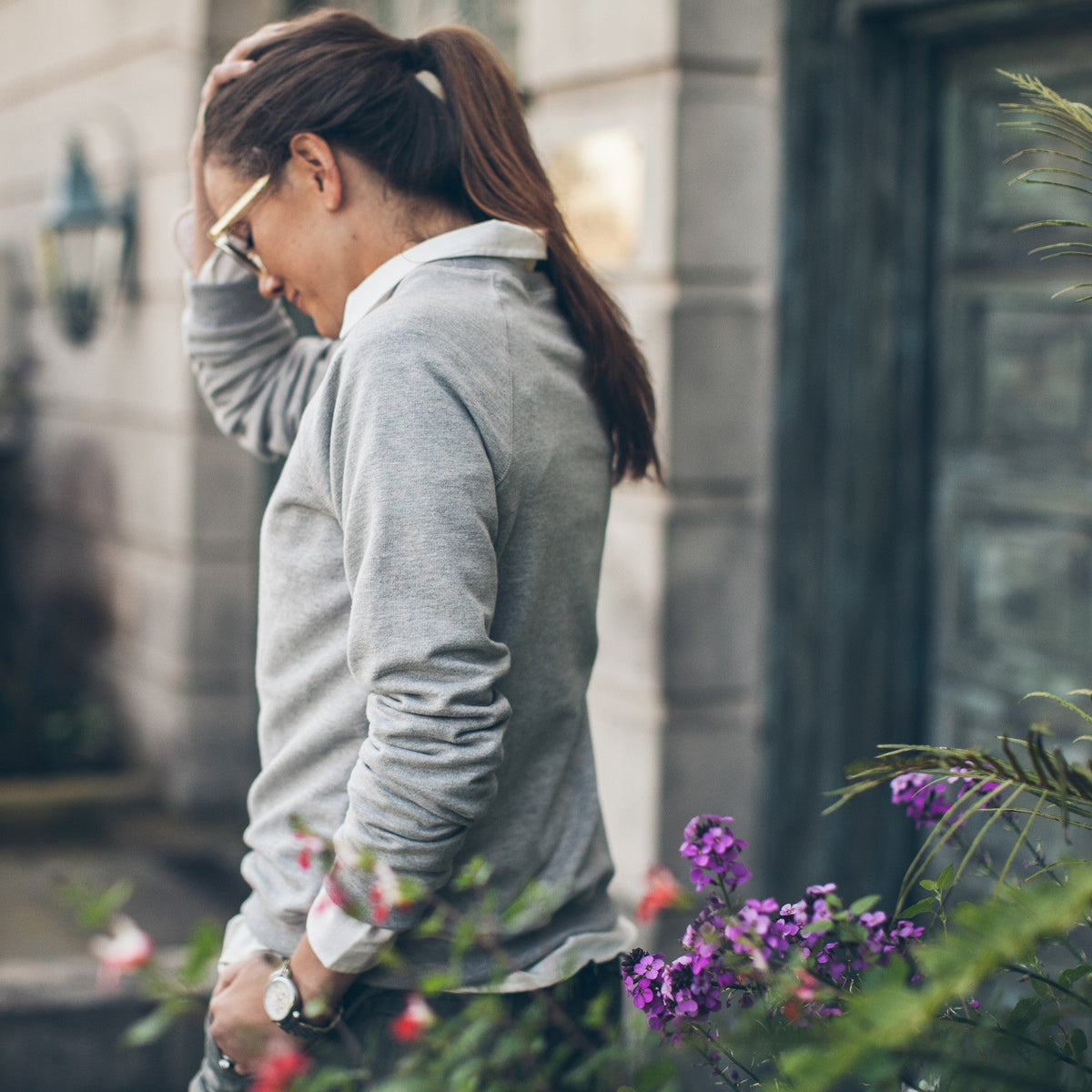 The Weekend Sweatshirt in Heather Grey
