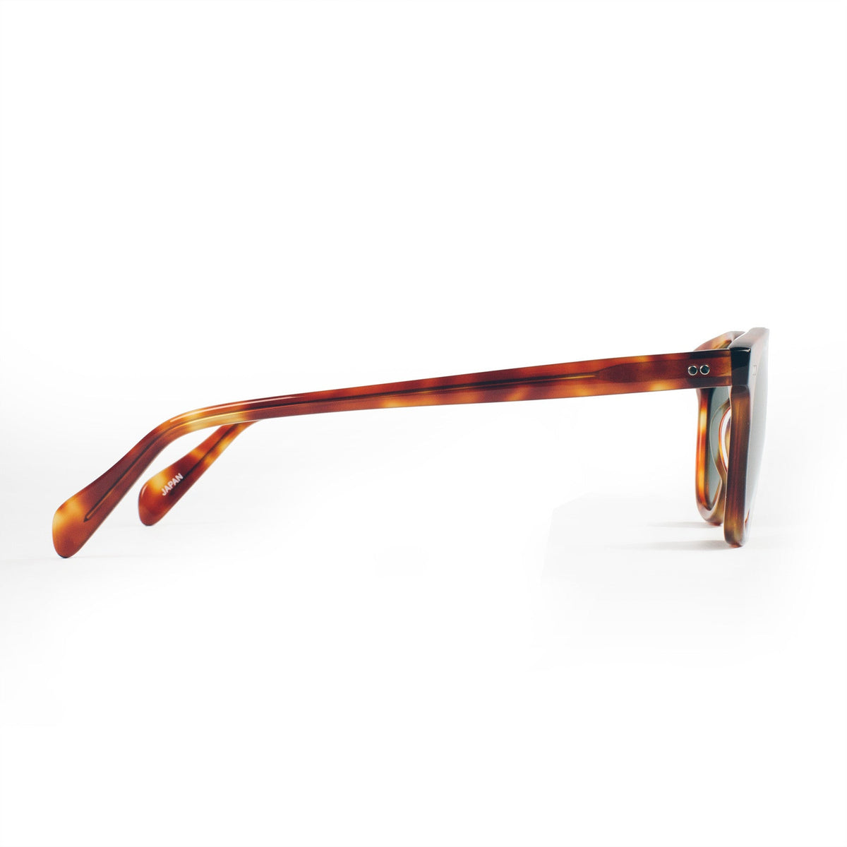The Legend in Honey Tortoise with G15 Lenses