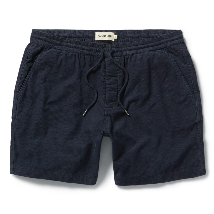 The Apres Short in Dark Navy Pinwale