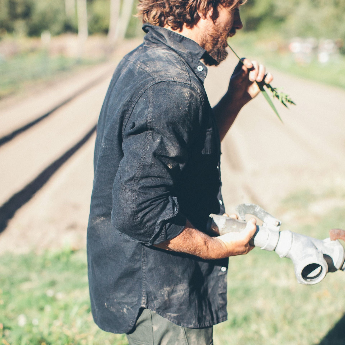 The Chore Shirt in Coal