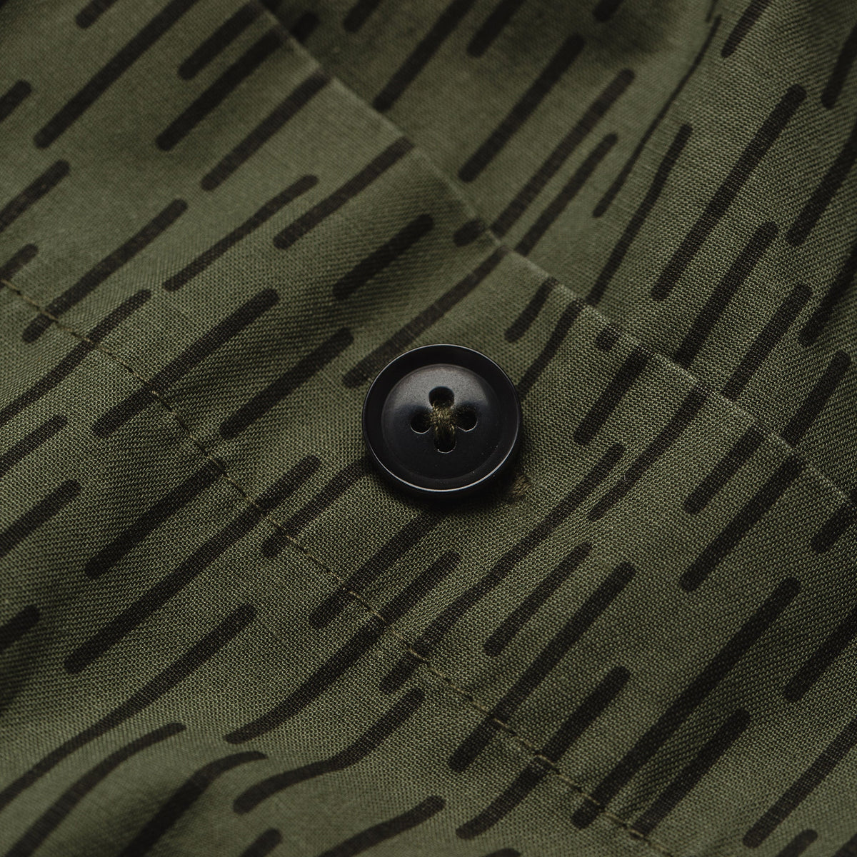 The Après Short in Rain Drop Camo