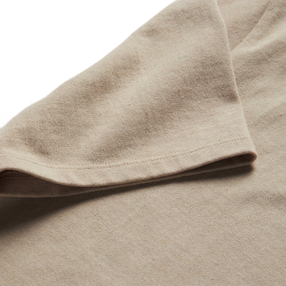 The Short Sleeve Heavy Bag Henley in Sand