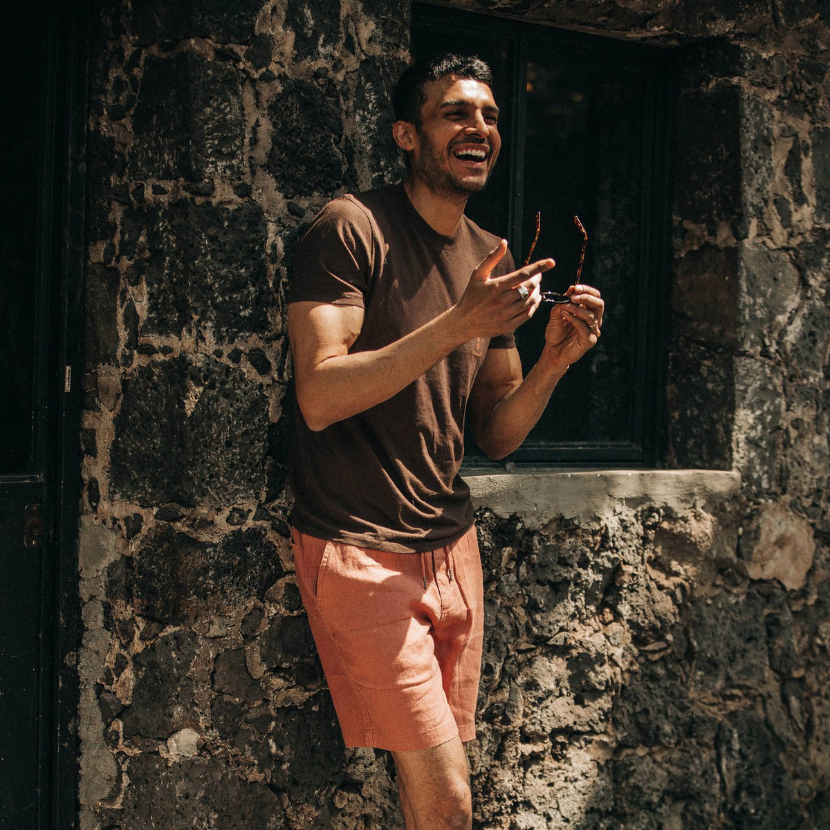 The Cotton Hemp Tee in Espresso Todo Chido