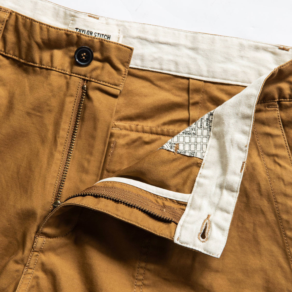 The Trail Short in Tobacco
