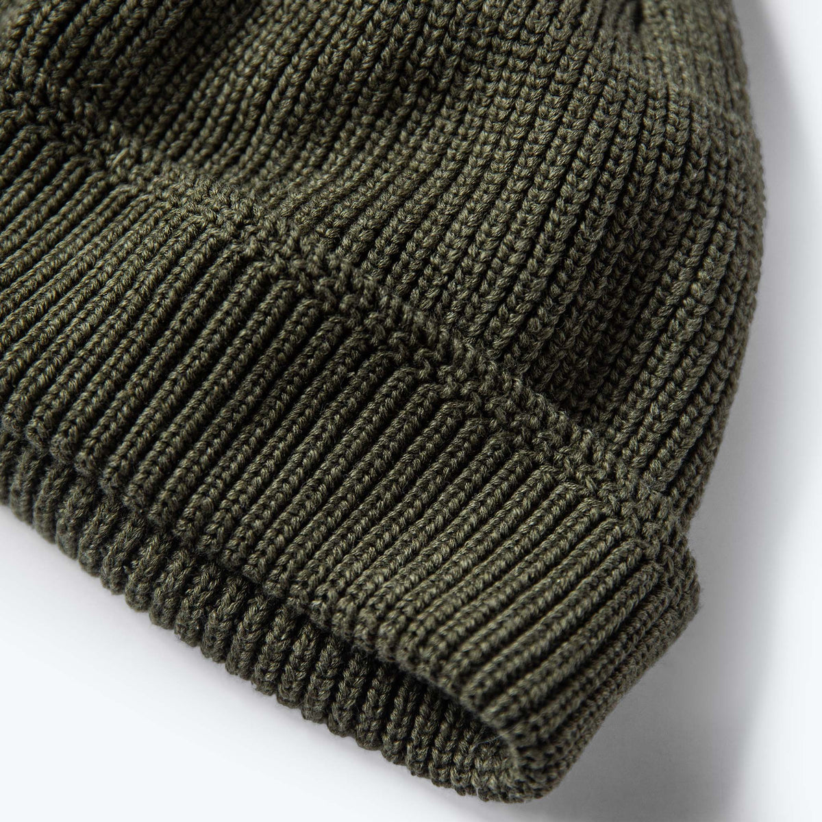 The Rib Beanie in Forest Heather