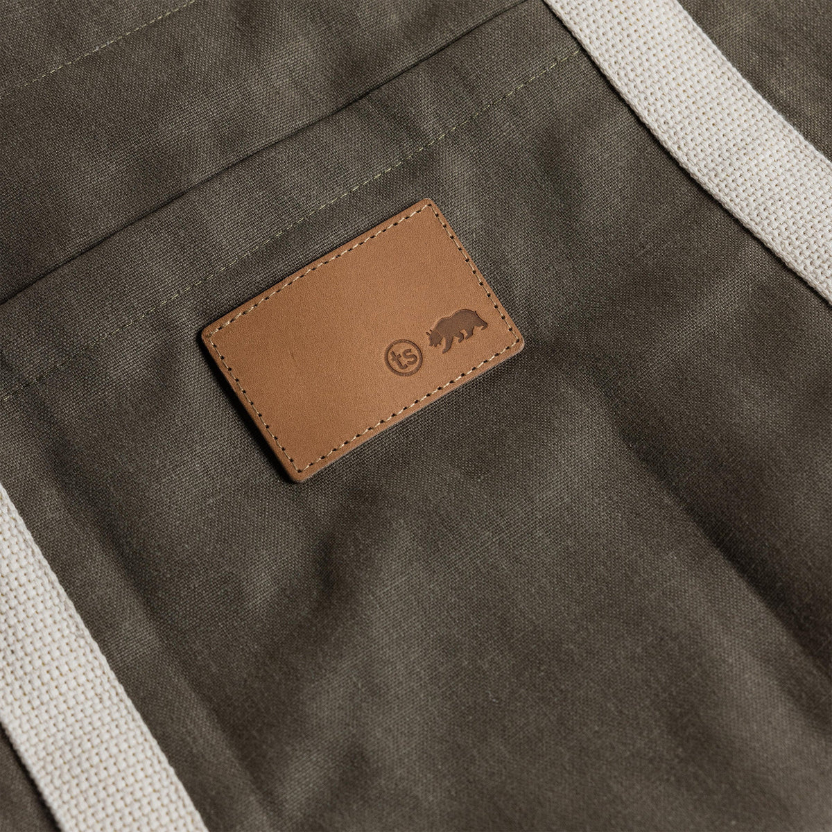 The Market Tote in Stone Boss Duck