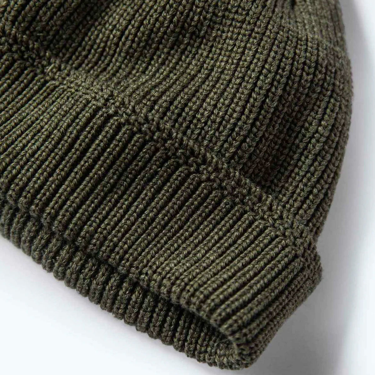 The Rib Beanie in Heather Forest