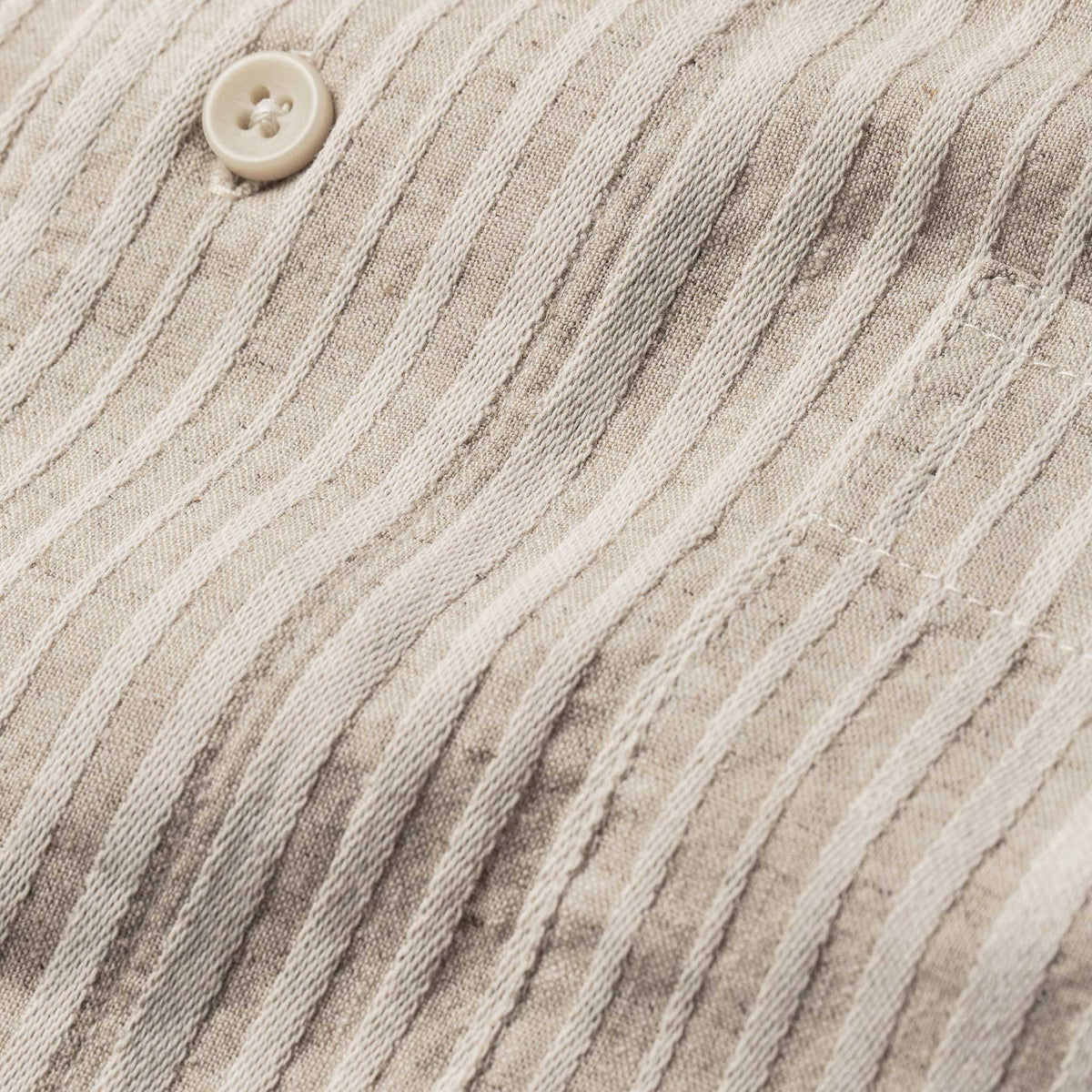 The Short Sleeve Hawthorne in Natural Stripe