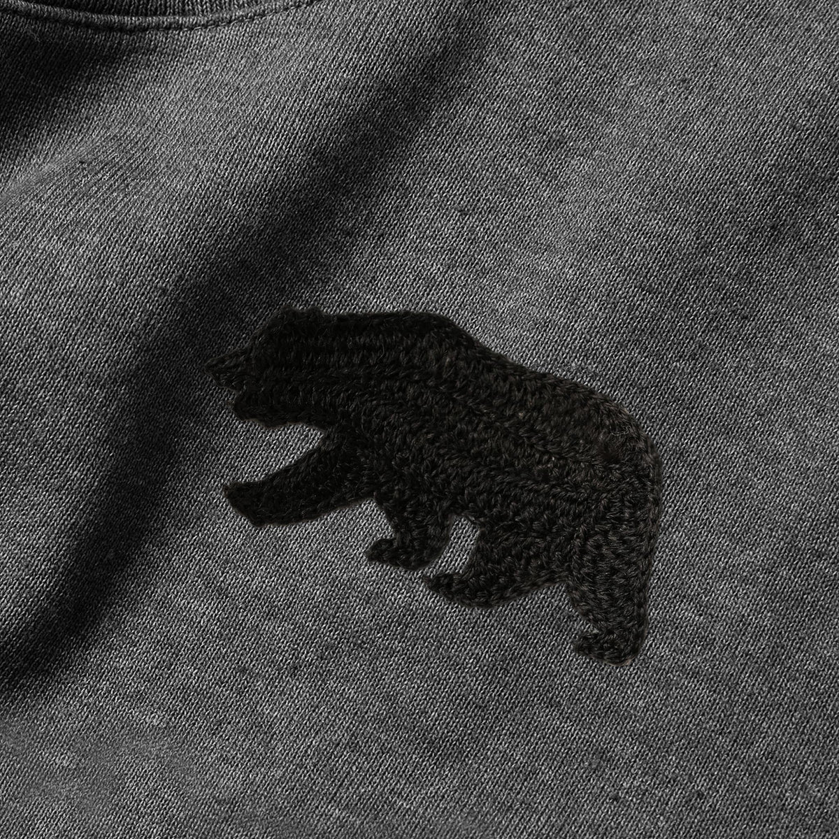 The Embroidered Heavy Bag Tee in Grey Bear