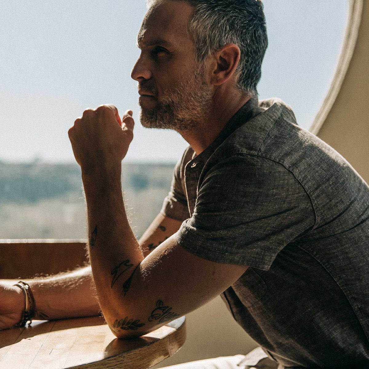 The Short Sleeve Bandit in Tobacco Hemp