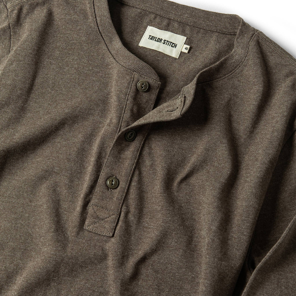 The Heavy Bag Henley in Espresso