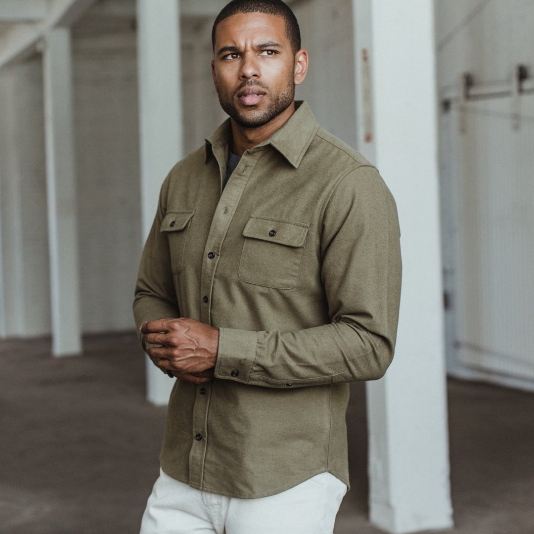 The Yosemite Shirt in Dusty Army