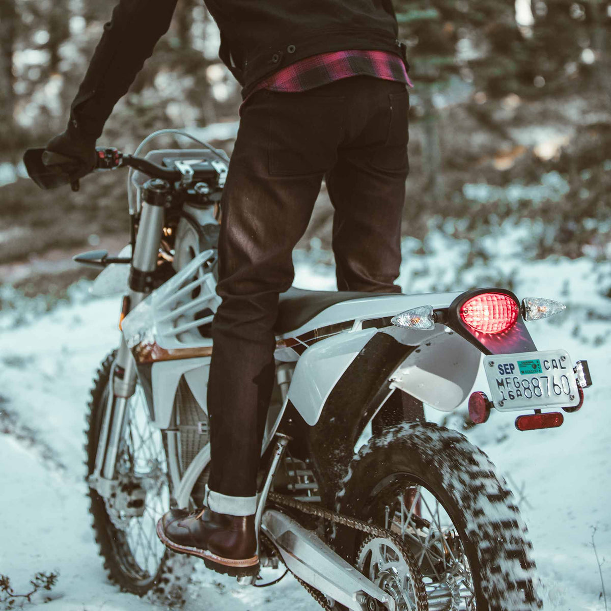 The Moto Pant in Dyneema® Denim