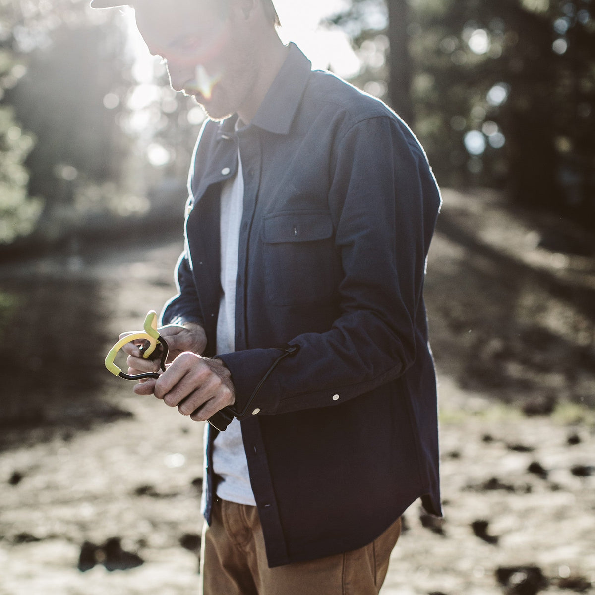 The Yosemite Shirt in Navy