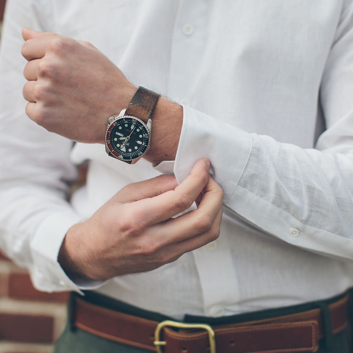 The Hyde in Antique White Cotton & Linen