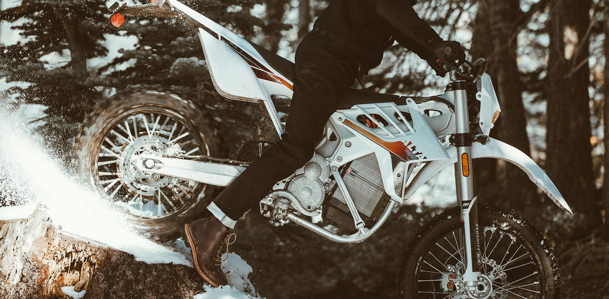The Moto Pant in Dyneema® Denim