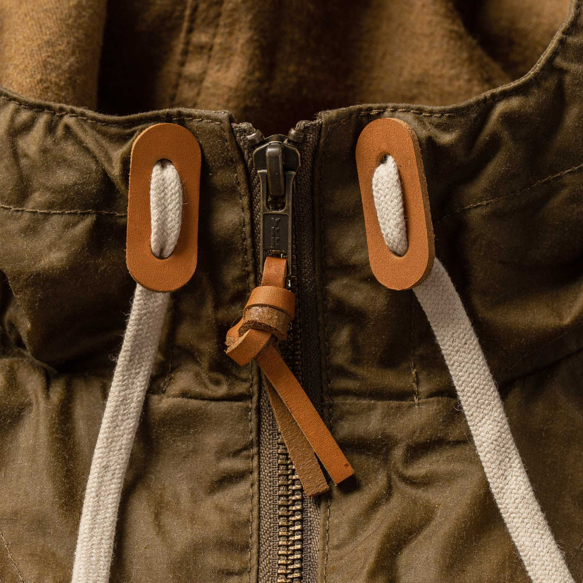 The Welterweight Winslow in Field Tan Waxed Canvas