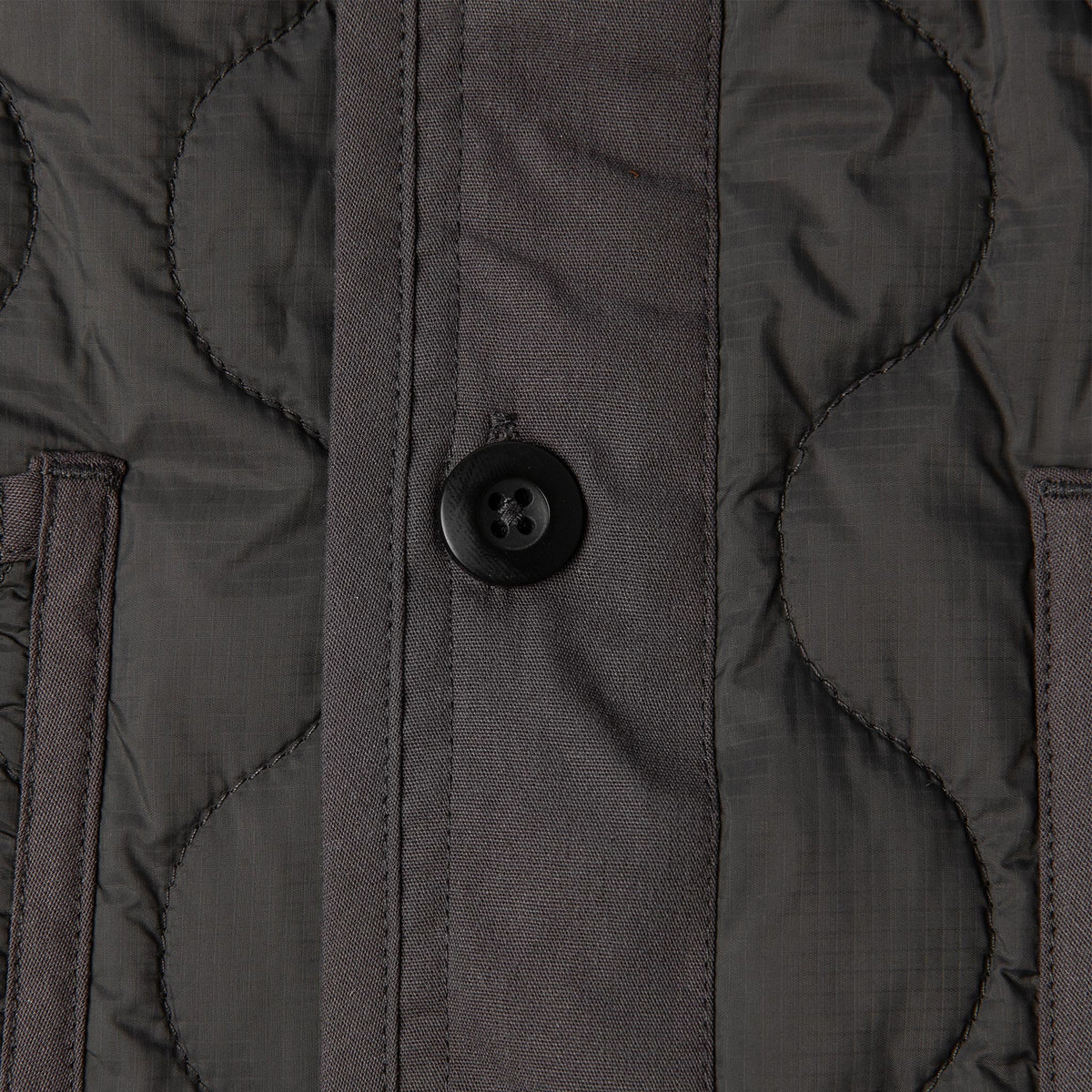 The Taylor Stitch x Alpha Industries ALS/92 in Raven